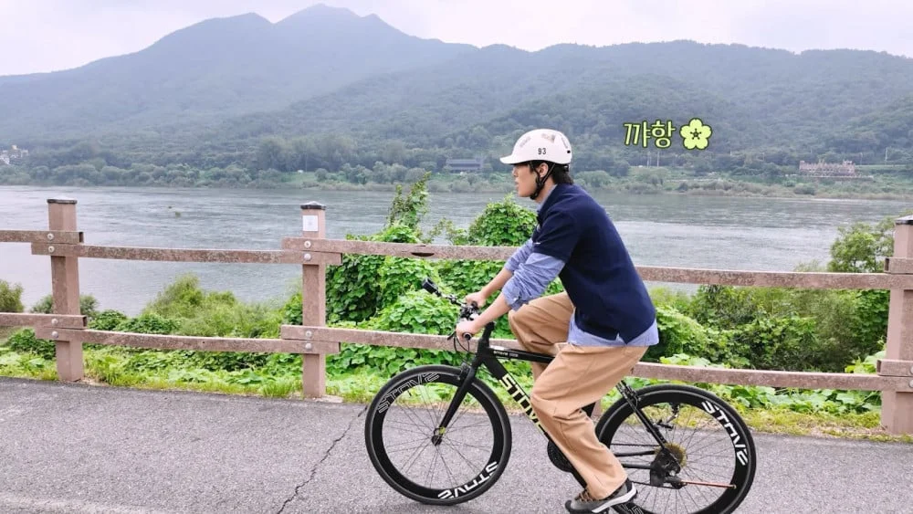 Минхёк из MONSTA X отправляется в виртуальное велопутешествие с поклонниками в новом сериале