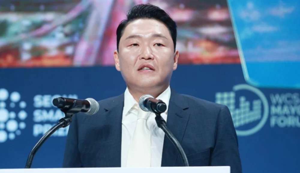 Полиция начала расследование в отношении PSY из-за подозрений в получении рецептов на снотворное